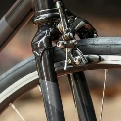 All-city Roue Complète Big Block - Noir/Gris 18 All-city Roue Complète Big Block - Noir/Gris -vélo Soldes 20201122 ACT BigBlock StPaul VanityPhotos 568206 029 CropvpPRI64CArdae