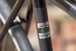 All-city Roue Complète Big Block - Noir/Gris 27 All-city Roue Complète Big Block - Noir/Gris -vélo Soldes 20201122 ACT BigBlock StPaul VanityPhotos 568206 033 Crop