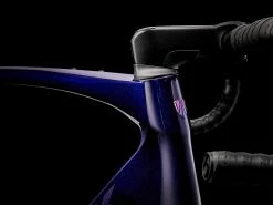 Trek Domane SL 6 ETap Gen 4 Deep Dark Blue 20 Trek Domane SL 6 ETap Gen 4 Deep Dark Blue -vélo Soldes DomaneSL6eTap 23 36152 B Alt4