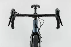 Octane One Gridd 2 - Bleu Pigeon 11 Octane One Gridd 2 - Bleu Pigeon -vélo Soldes IMG 8634 web 1024x683 1