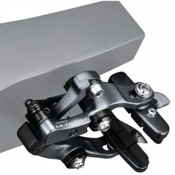 Etrier De Frein Shimano Ultegra R8010 (montage Direct Sur Le Boîtier De Pédalier) 5 Etrier De Frein Shimano Ultegra R8010 (montage Direct Sur Le Boîtier De Pédalier) -vélo Soldes SHIMANO20Ultegra20R801020BB20Direct20Mount20Brake20Caliper02