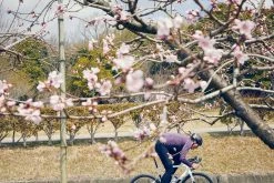 Cannondale SuperSix EVO Carbon Disc 105 Black Pearl -vélo Soldes SuperSix EVO In The Wild 2