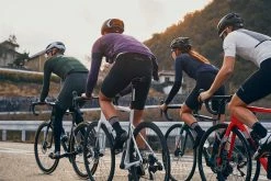 Cannondale SuperSix EVO Carbon Disc 105 Black Pearl -vélo Soldes SuperSix EVO In The Wild 6