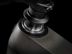 Trek Fuel EX 8 Gen 6 Galactic Grey To Black Fade (gris Galactique à Noir) -vélo Soldes TrekFuelEX8Gen6GalacticGreytoBlackFade 11