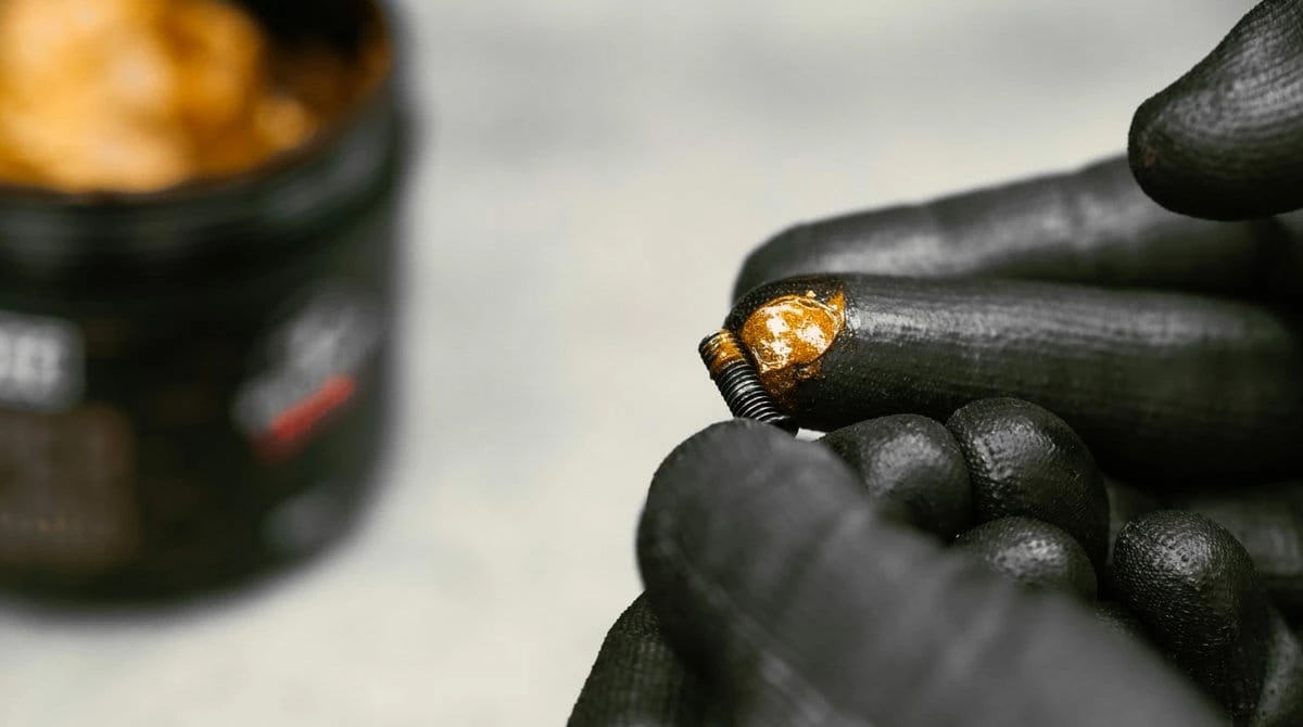 Muc-Off Pâte D'assemblage Copper Compound - Cuivre 450g – Image 3