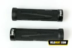 Oval Concept 600 Single Lock Grips